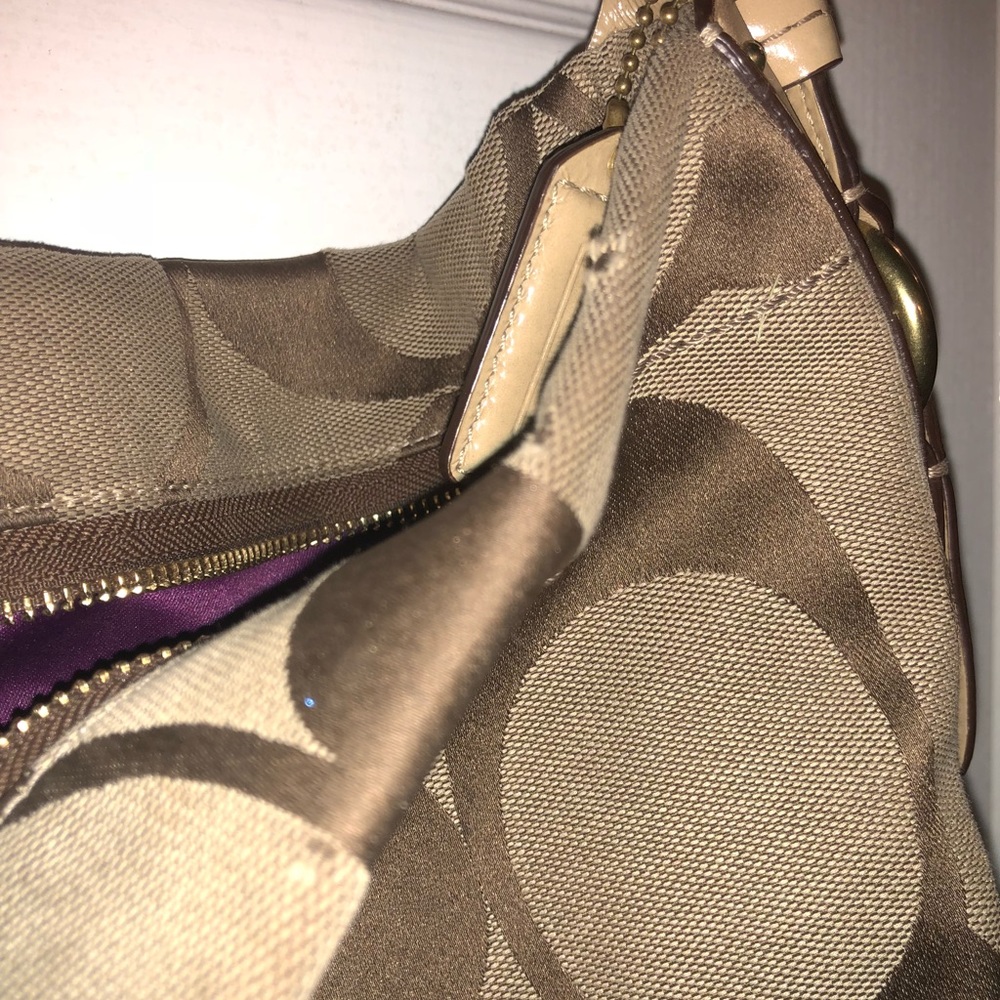 Coach Tan Purse - Picture 4 of 4